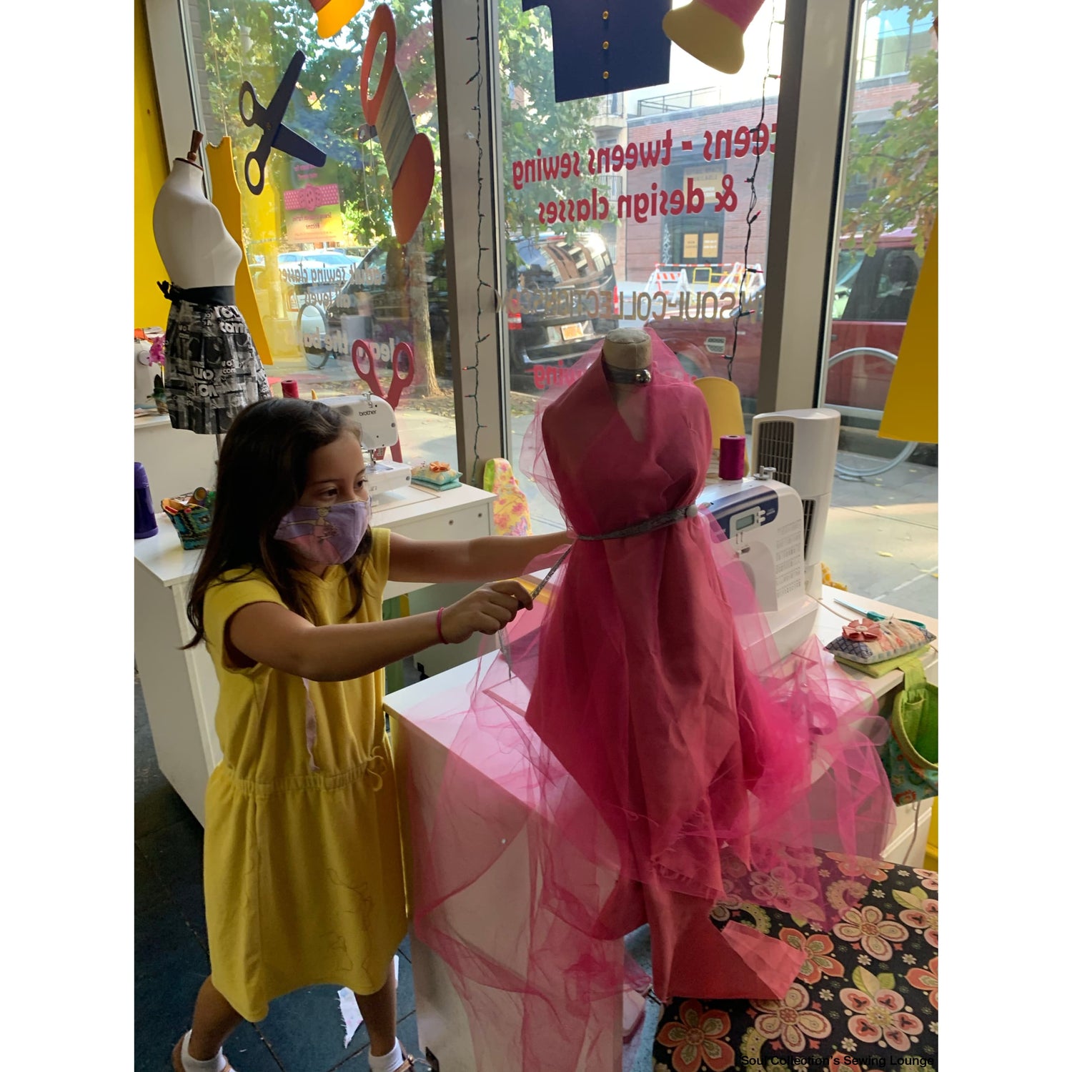 https://www.soul-collections.com/cdn/shop/products/afterschool-in-shop-sewing-classes-childrens-kids-soul-collections-lounge-793_1500x.jpg?v=1672846275